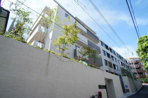 Exterior of Open Residencia Hiroo I