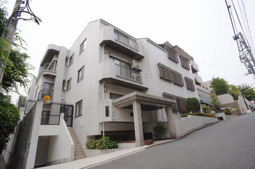 Exterior of Stately Homes Minamiazabu