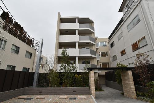 Exterior of Park Axis Omotesando Residence