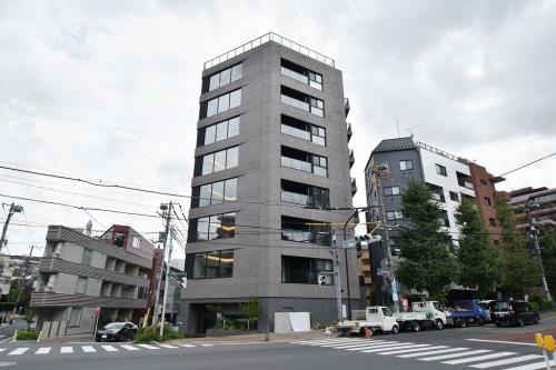 Exterior of THE DOORS HIROO